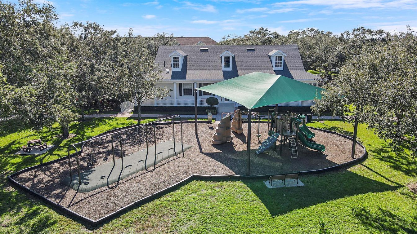 Backyard, Exterior, Playground
