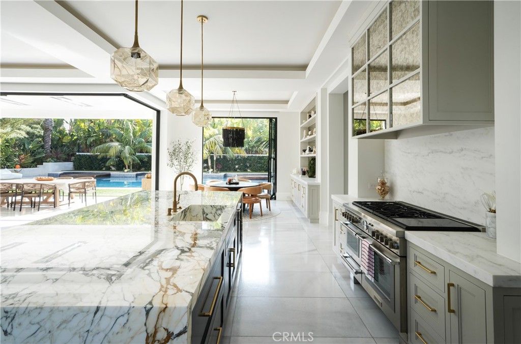 Dining room, Interior, Kitchen, Pendant Lights
