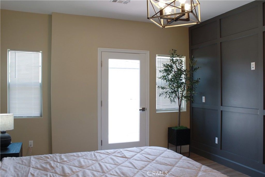 Bedroom, Chandelier, Interior, Pendant Lights, Wood Texture Flooring