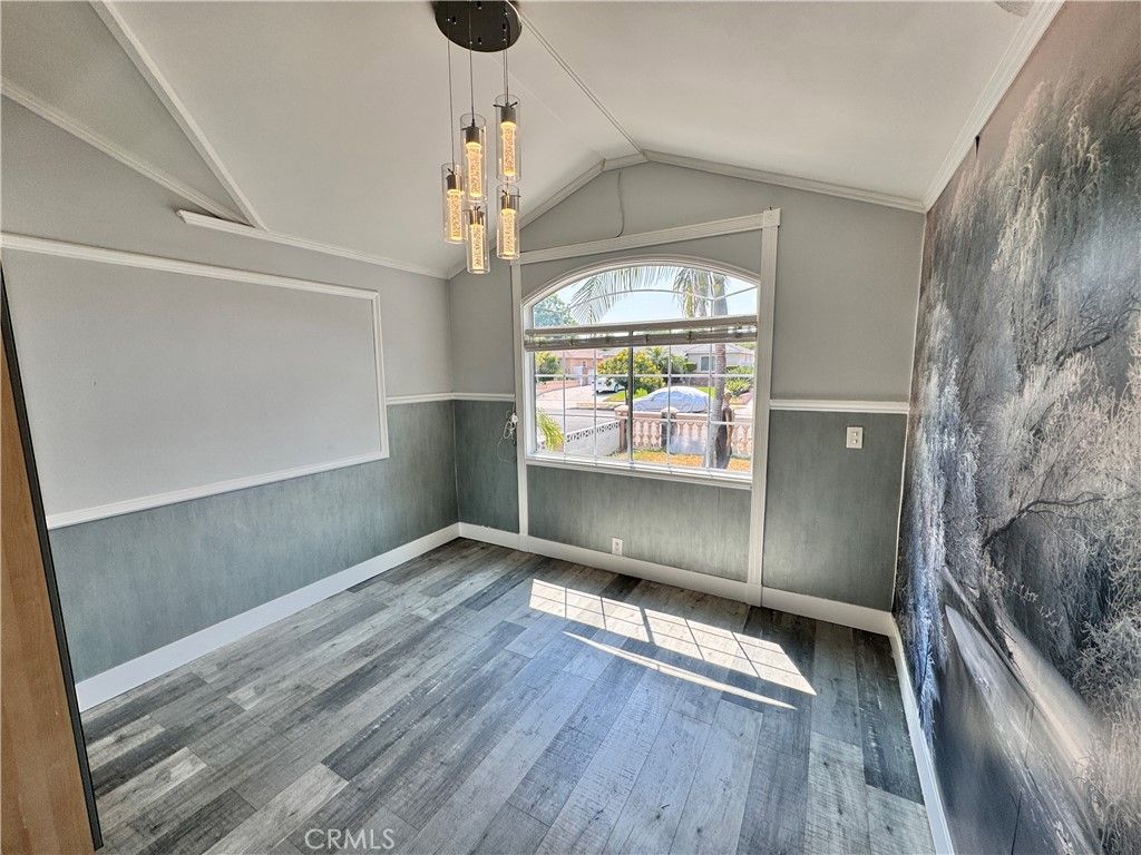 Empty room, Interior, Pendant Lights, Wood Texture Flooring