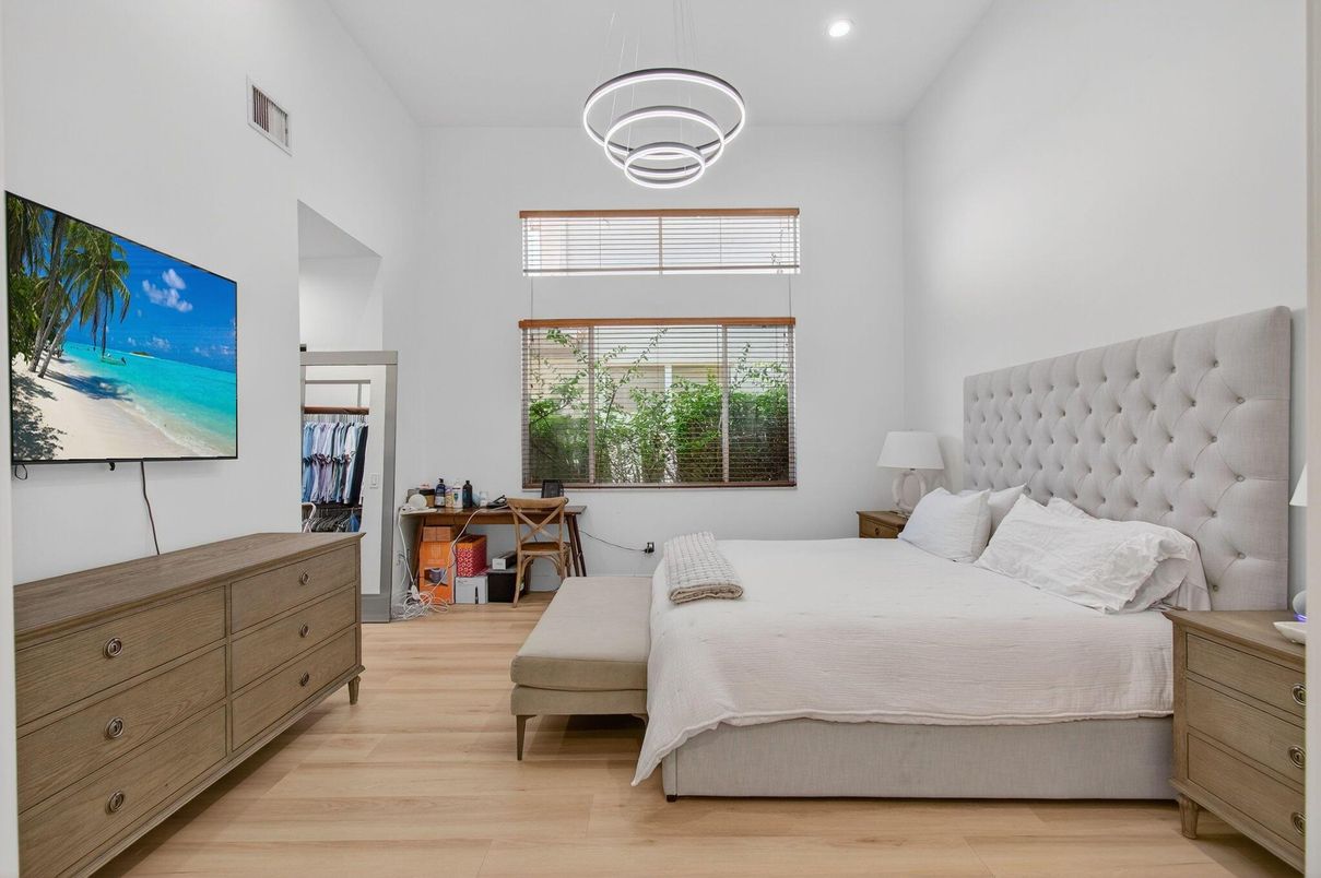 Bedroom, Interior, Pendant Lights, Recessed Lighting, Wood Texture Flooring