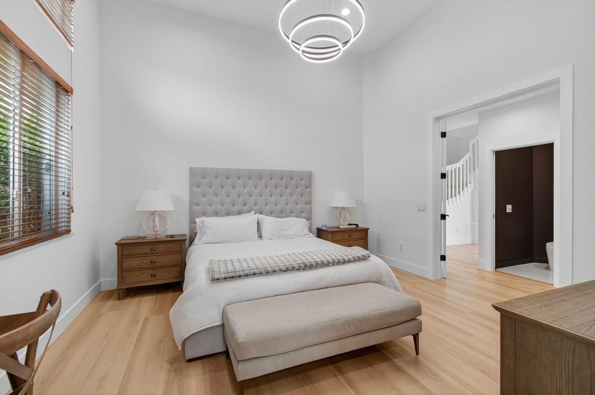 Bedroom, Interior, Pendant Lights, Wood Texture Flooring
