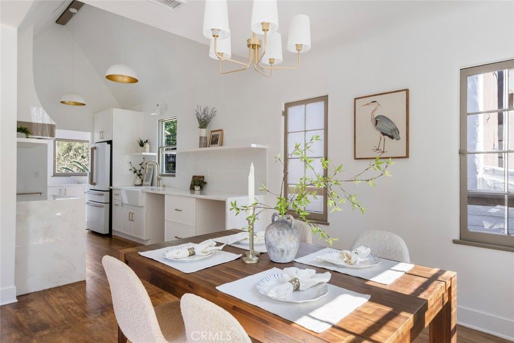 Chandelier, Dining room, Interior, Kitchen, Pendant Lights, Wood Texture Flooring