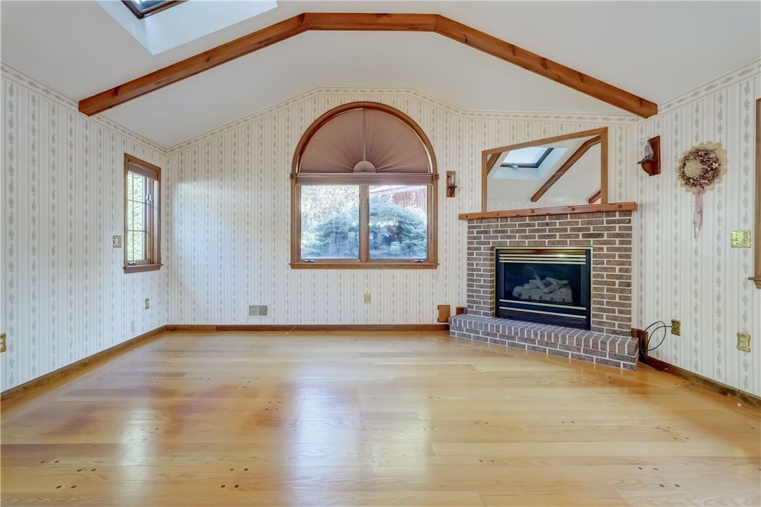 Empty room, Fireplace, Interior, Wooden Beams, Wood Texture Flooring