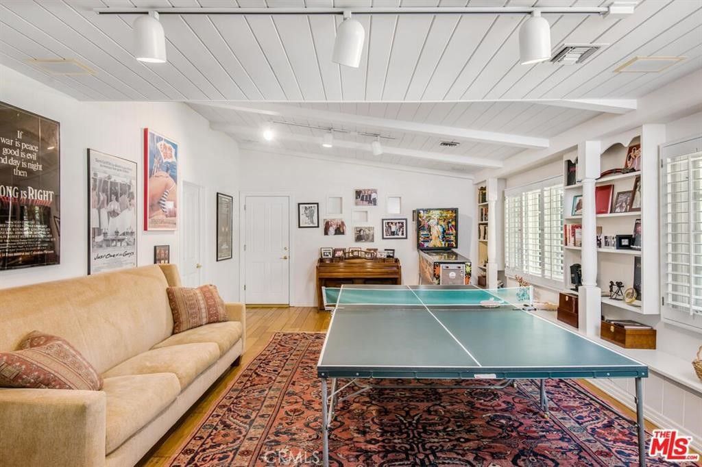 Game Room, Interior, Living room, Wood Texture Flooring