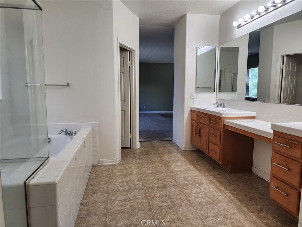 Bathroom, Dual Sink Vanities, Glass Shower, Interior