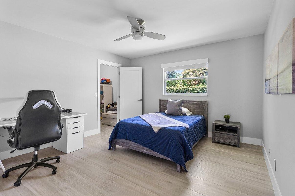 Bedroom, Home Office, Interior, Wood Texture Flooring