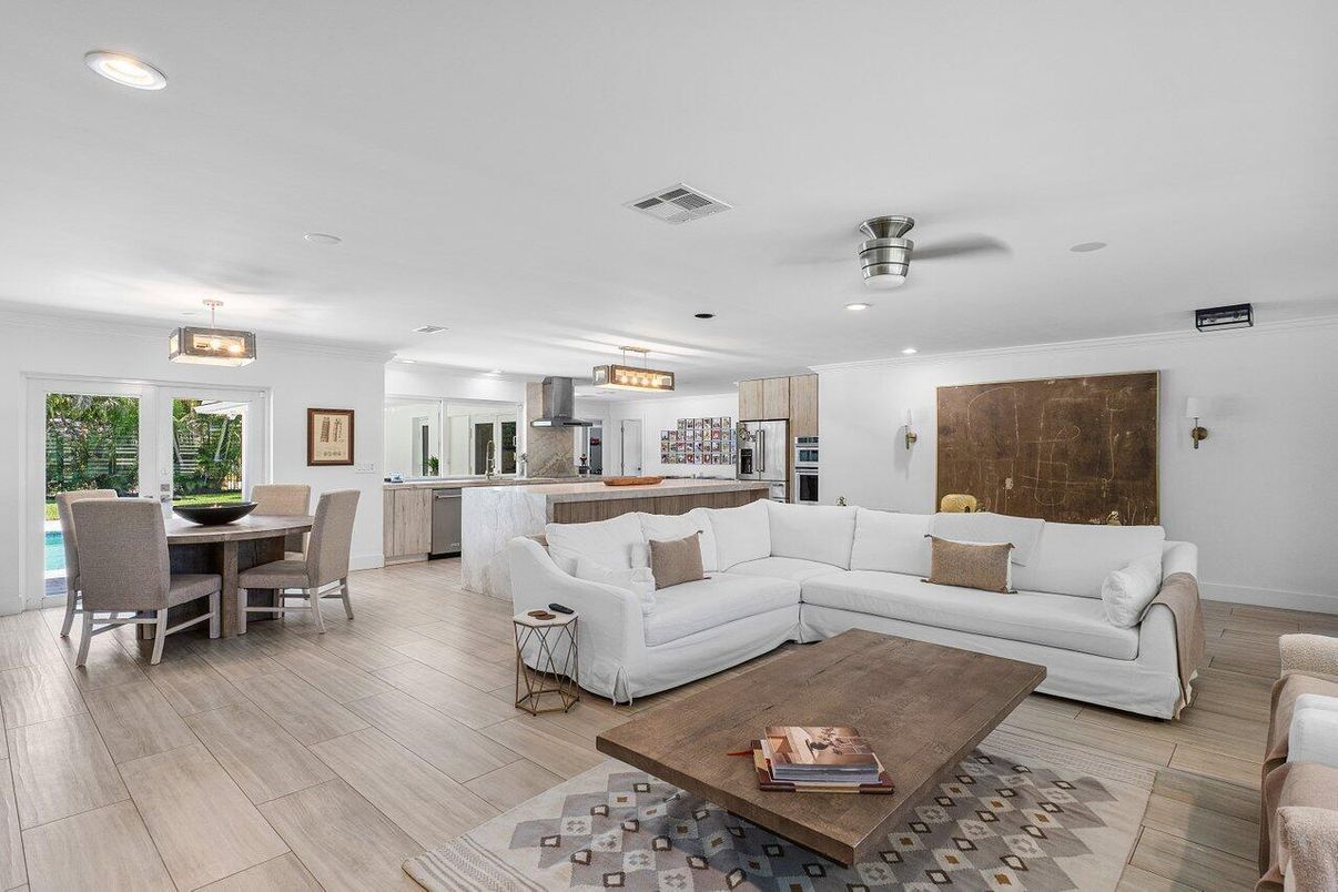 Dining room, Interior, Kitchen, Living room, Pendant Lights, Recessed Lighting, Stainless Steel Appliances, Wood Texture Flooring