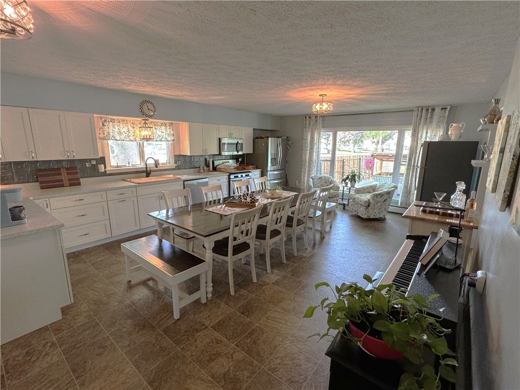 Dining room, Interior, Kitchen, Living room, Piano