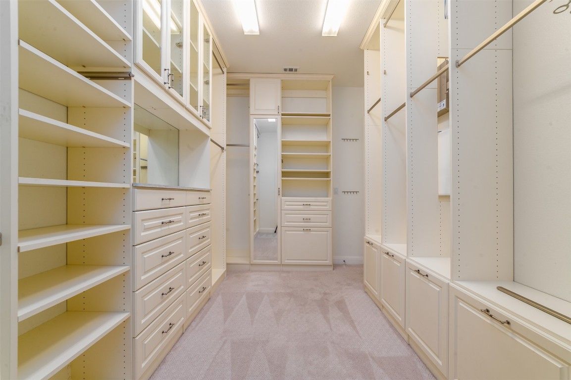 Interior, Walk-in Closets