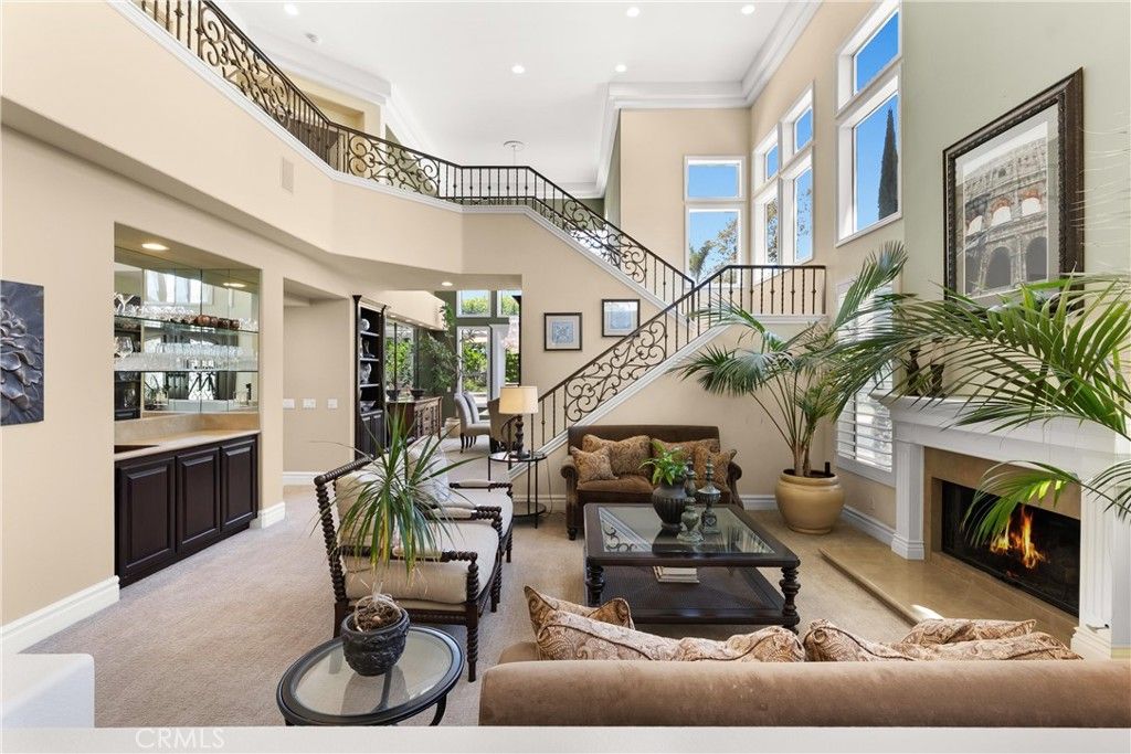 Fireplace, Interior, Living room, Recessed Lighting