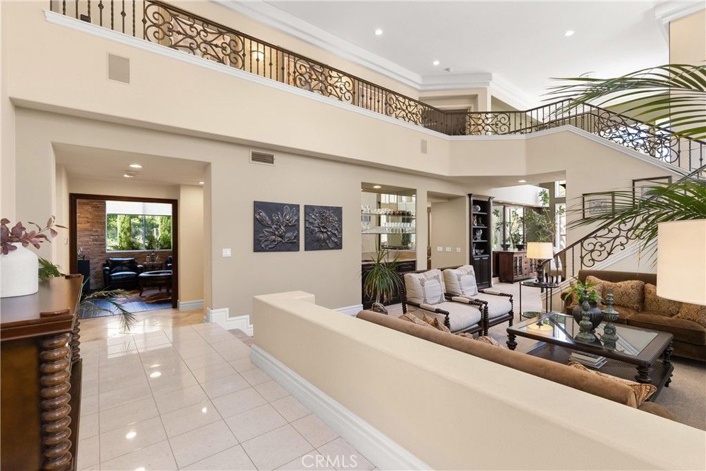 Dining room, Interior, Living room, Recessed Lighting