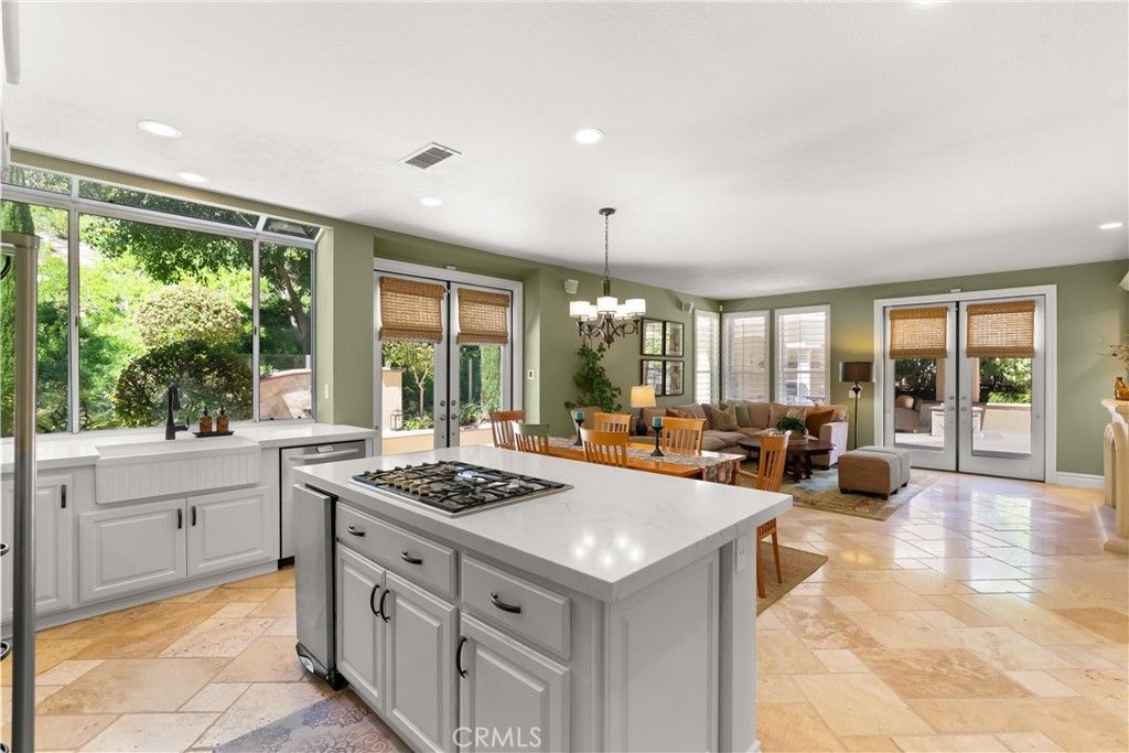 Chandelier, Dining room, Interior, Kitchen, Recessed Lighting