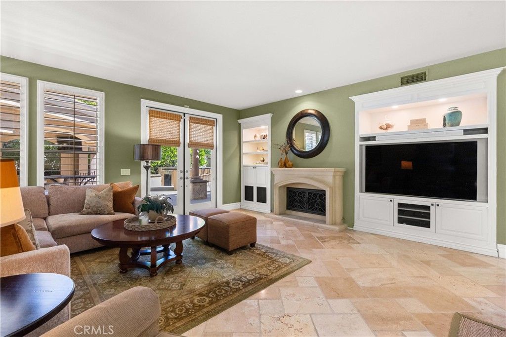 Fireplace, Interior, Living room, Recessed Lighting