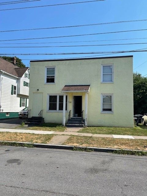 Exterior, Facade, None