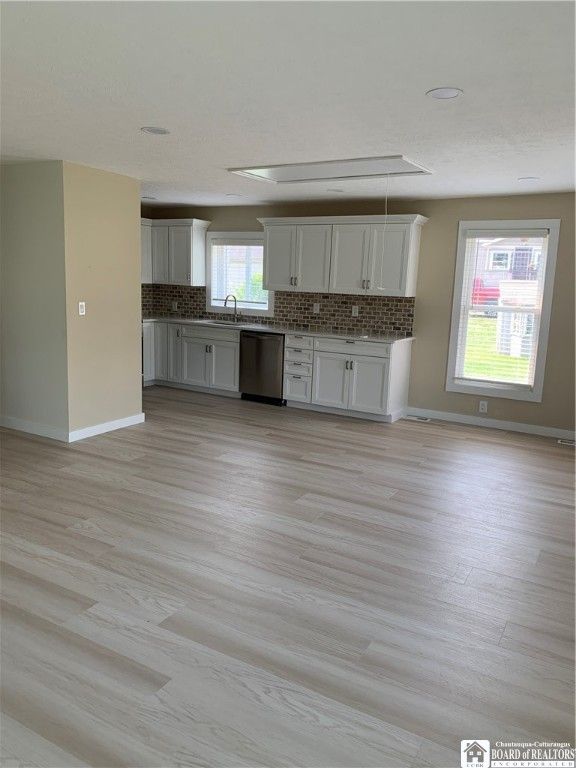 Empty room, Interior, Kitchen, Wood Texture Flooring