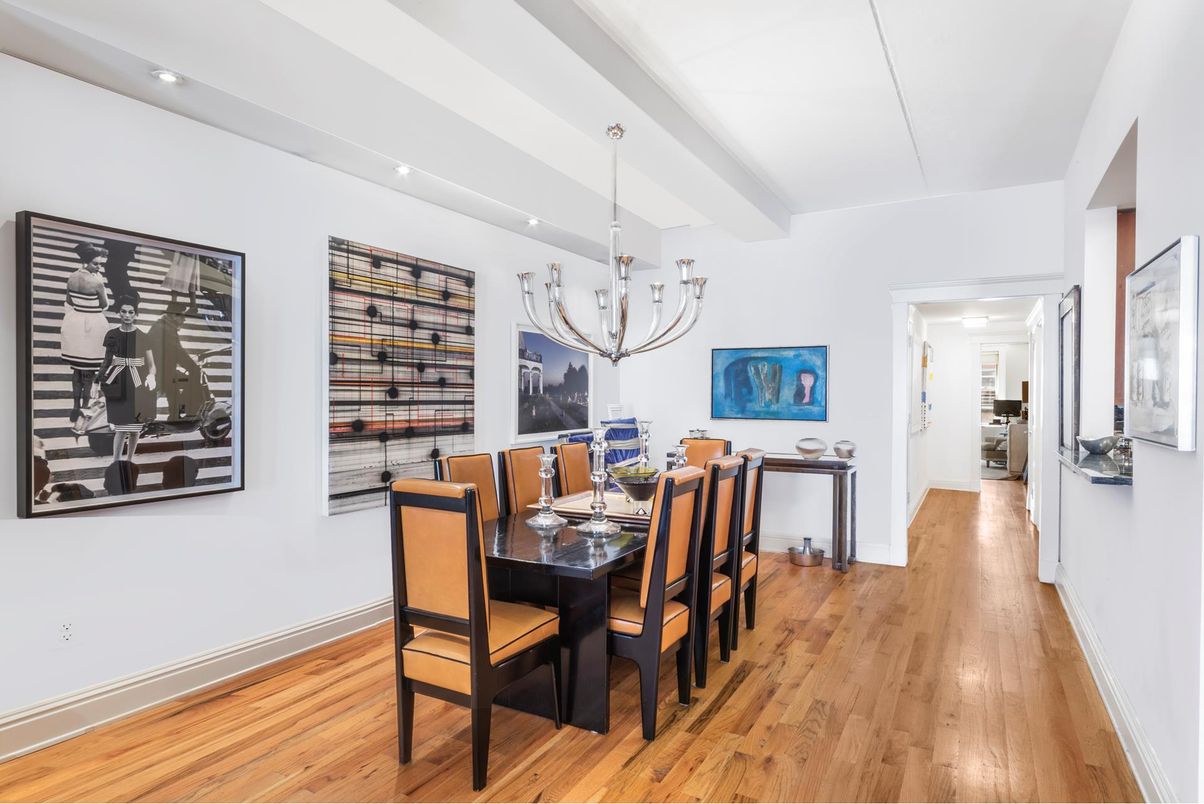 Chandelier, Dining room, Interior, Recessed Lighting, Wood Texture Flooring