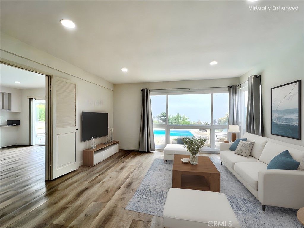 Interior, Living room, Recessed Lighting, Water, Wood Texture Flooring