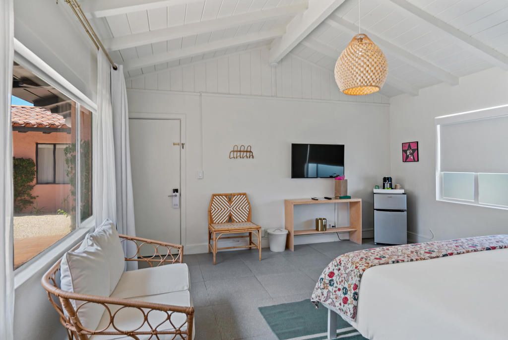 Interior, Pendant Lights