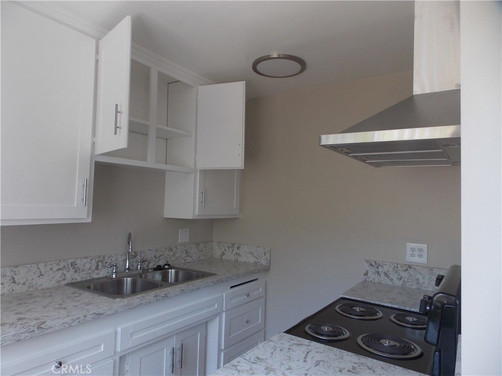 Interior, Kitchen, Marble, Recessed Lighting