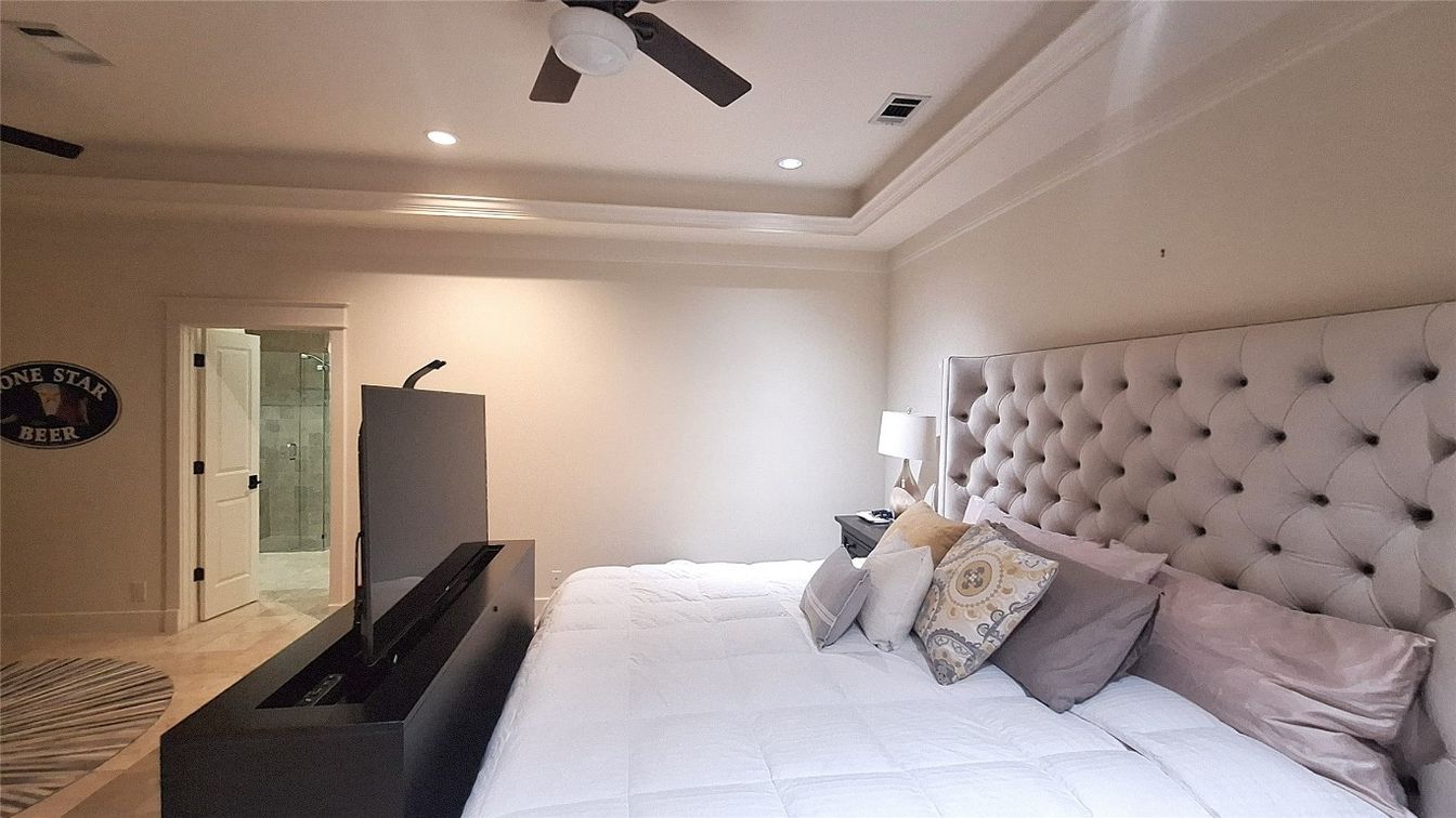 Bedroom, Interior, Recessed Lighting