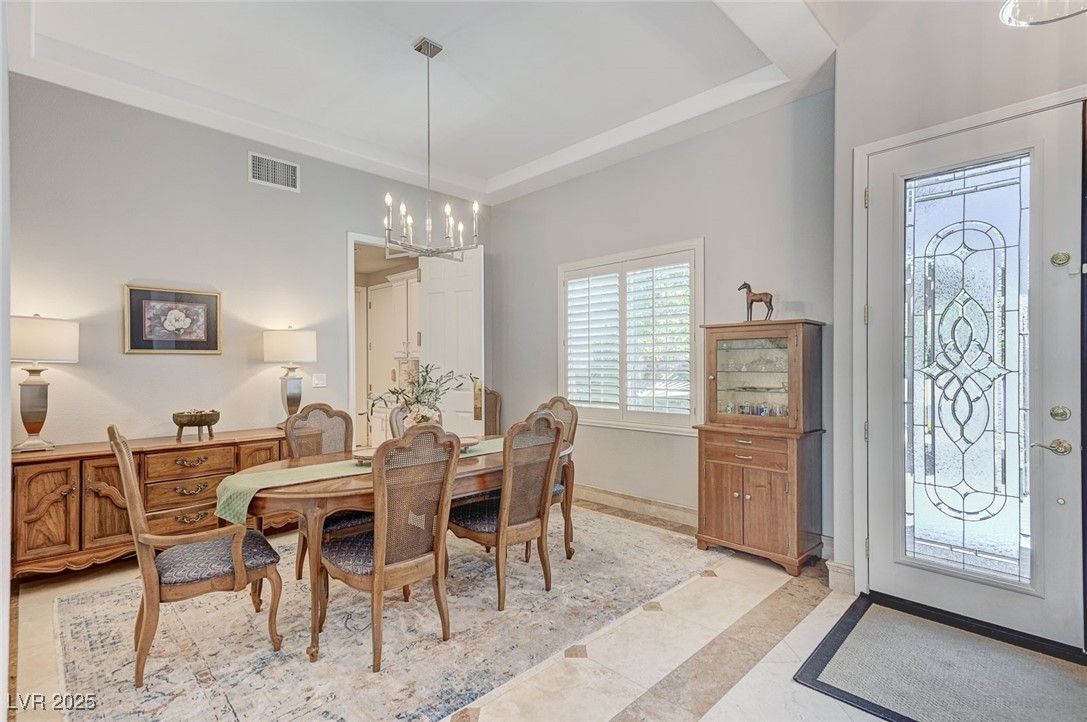 Chandelier, Dining room, Interior, Pendant Lights