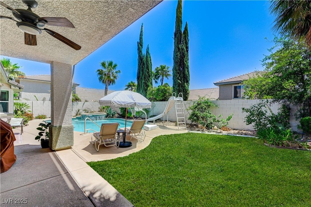 Backyard, Exterior, Pool