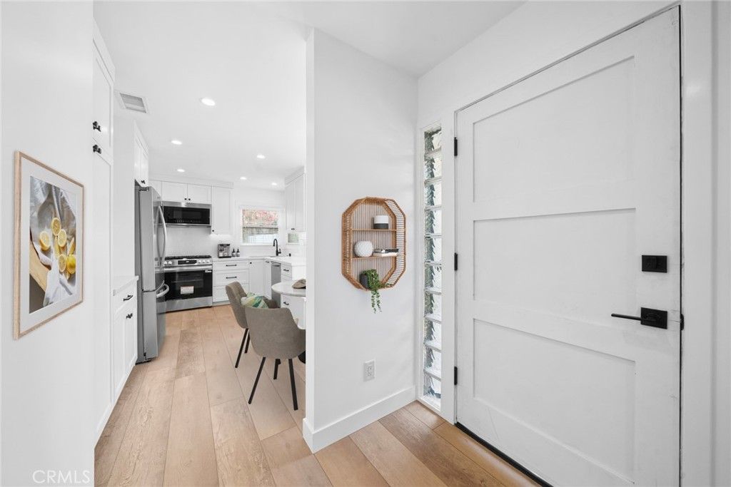 Dining room, Interior, Kitchen, Recessed Lighting, Stainless Steel Appliances, Wood Texture Flooring