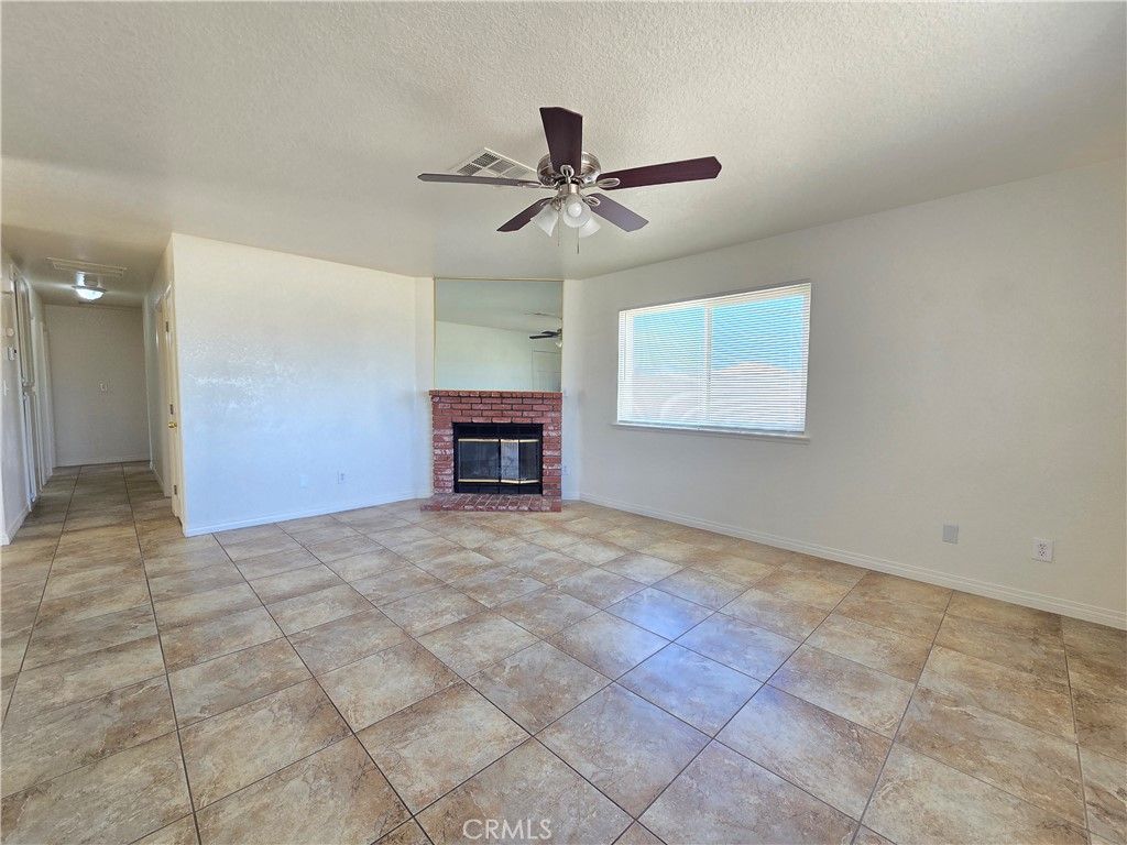 Empty room, Fireplace, Interior