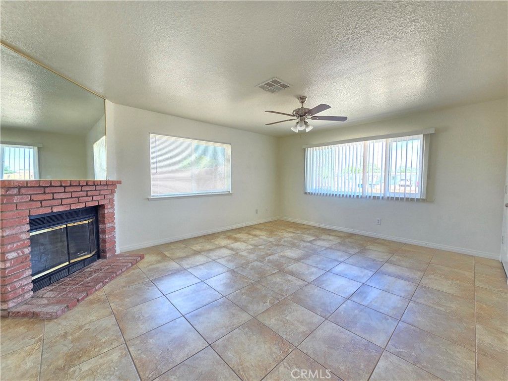 Empty room, Fireplace, Interior