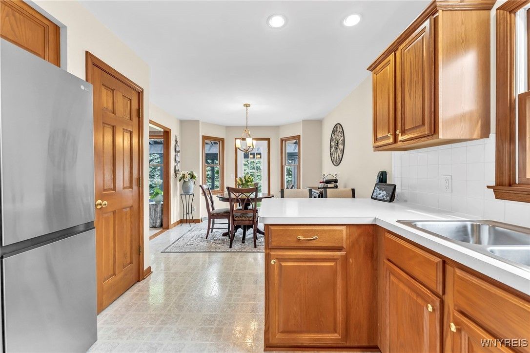 Dining room, Interior, Kitchen, Pendant Lights, Recessed Lighting