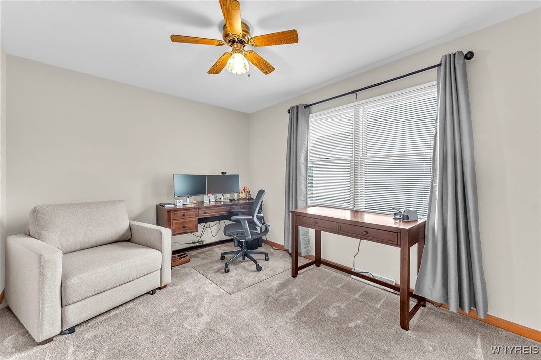 Home Office, Interior