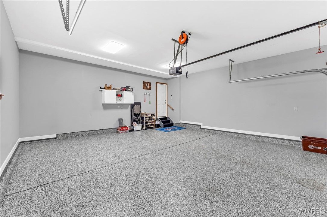 Garage, Interior