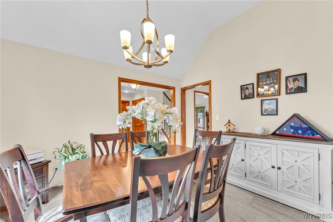 Chandelier, Dining room, Interior
