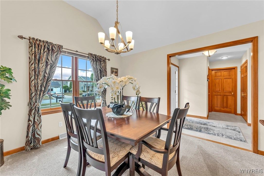 Chandelier, Dining room, Interior