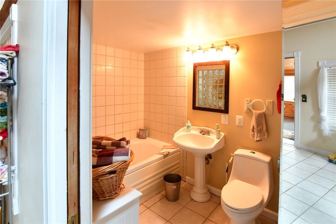 Bathroom, Interior