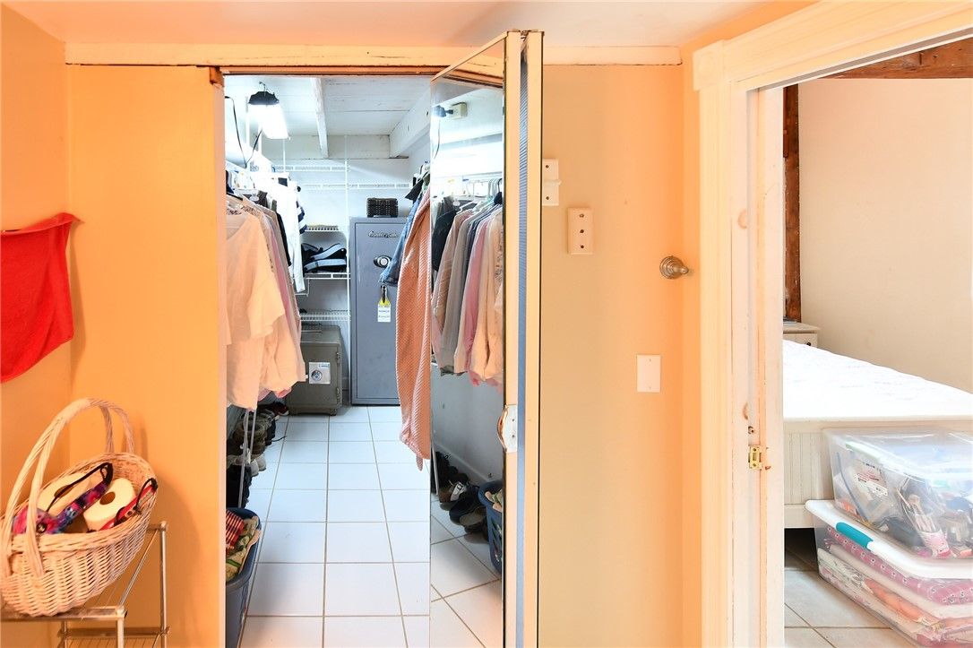Interior, Walk-in Closets