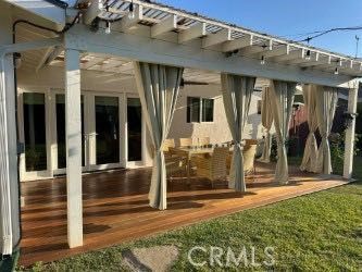 Exterior, Wood Texture Flooring