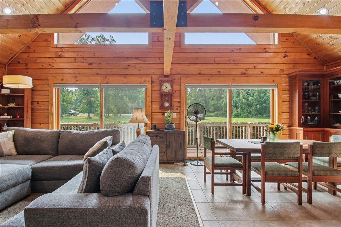 Dining room, Interior, Living room, Recessed Lighting, Wooden Beams, Wooden Ceilings, Wooden Walls