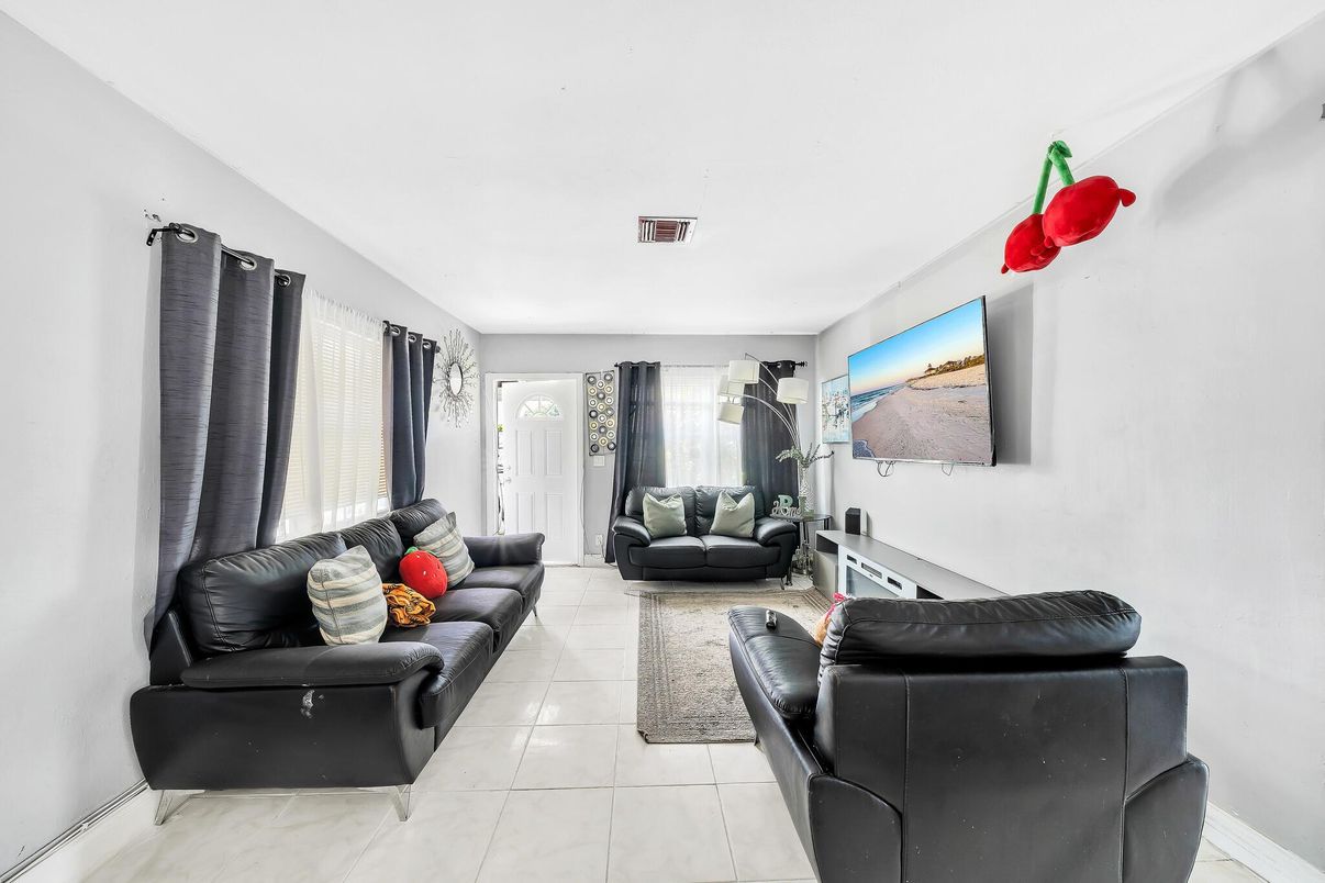 Interior, Living room