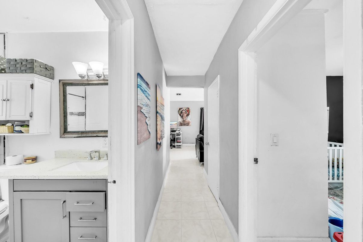 Bathroom, Interior