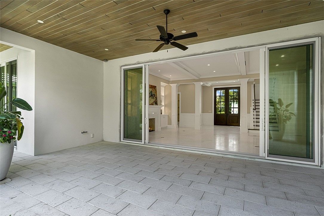 Empty room, Interior, Recessed Lighting, Wooden Ceilings