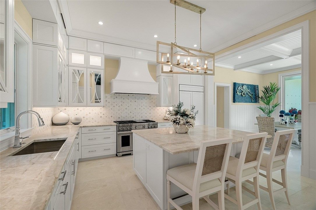 Interior, Kitchen, Pendant Lights, Recessed Lighting, Stainless Steel Appliances