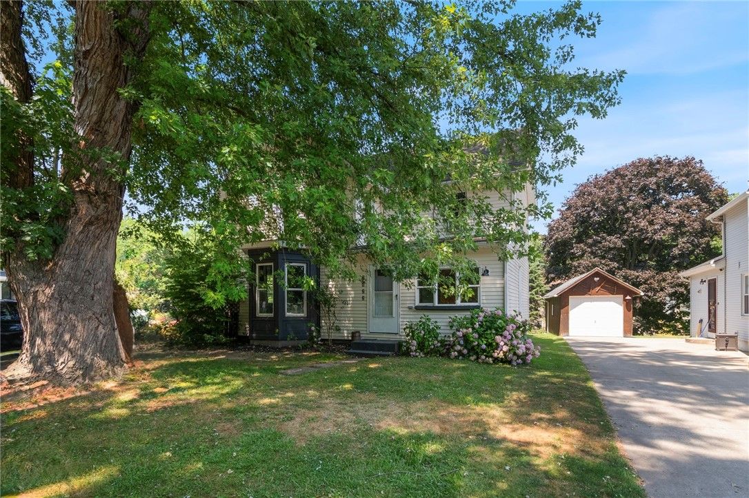 Backyard, Detached Garage, Exterior