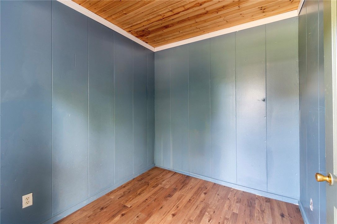 Empty room, Interior, Wooden Ceilings, Wood Texture Flooring