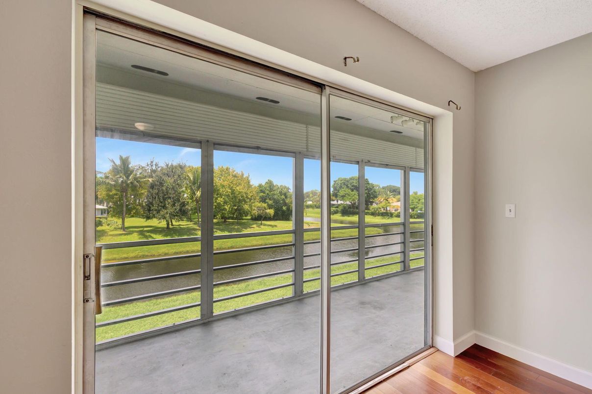 Interior, Sun Room, Wood Texture Flooring