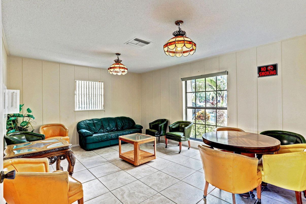 Interior, Living room, Pendant Lights