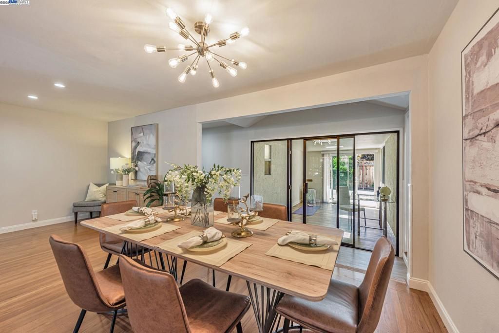 Dining room, Interior, Pendant Lights, Recessed Lighting, Wood Texture Flooring