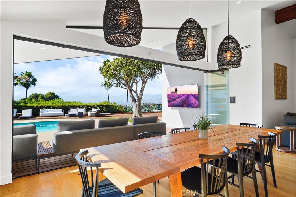 Dining room, Interior, Living room, Pendant Lights, Recessed Lighting, Water, Wood Texture Flooring