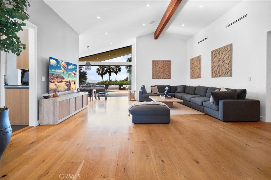 Dining room, Interior, Living room, Pendant Lights, Recessed Lighting, Wooden Beams, Wood Texture Flooring